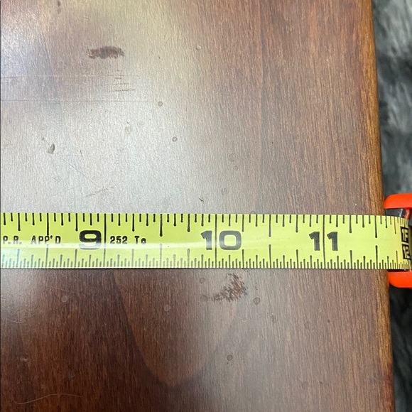 Nobility Vintage Wooden cutlery box with burgundy Velvet like Interior - Picture 16 of 16